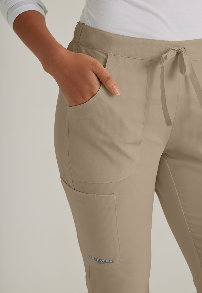 Reliance 3-Pocket Mid-Rise Straight Leg Scrub Pant