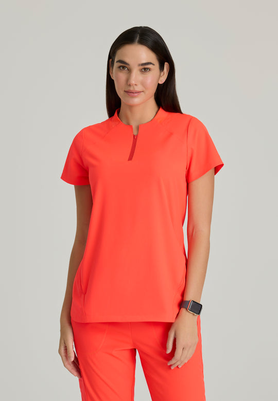 Flux 2-Pocket Banded Zip Collar Top