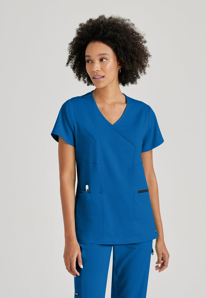  BARCO Grey's Anatomy Scrubs - Kira Scrub Top for Women, V-Neck,  Love Printed Zip Pocket Super-Soft Women's Scrub Top: Clothing, Shoes 