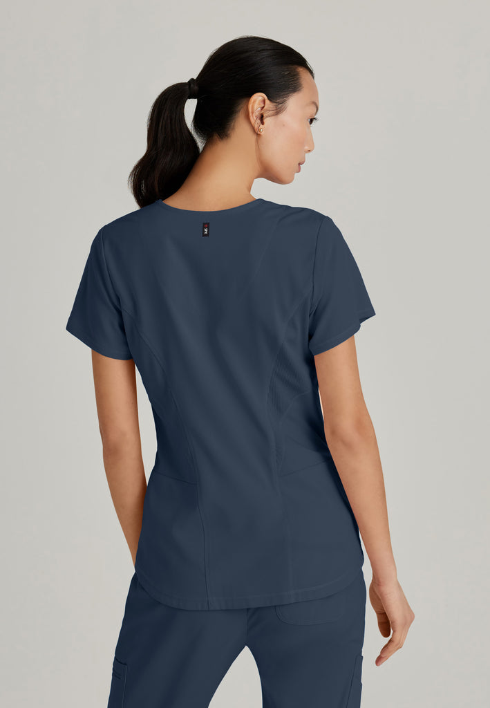 Carly 3-Pocket Curved V-Neck Scrub Top – Barco