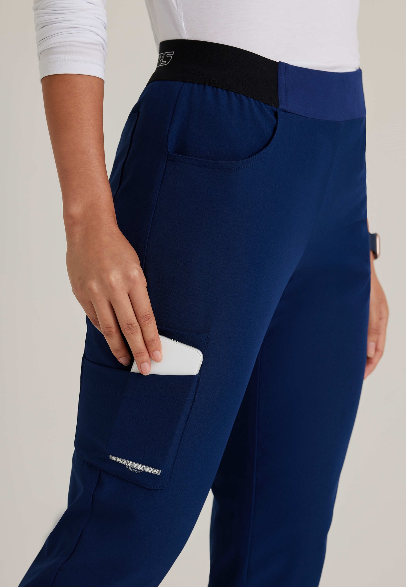 SKECHERS SweatPants : Buy SKECHERS The Go Walk Pant Motion Online | Nykaa  Fashion